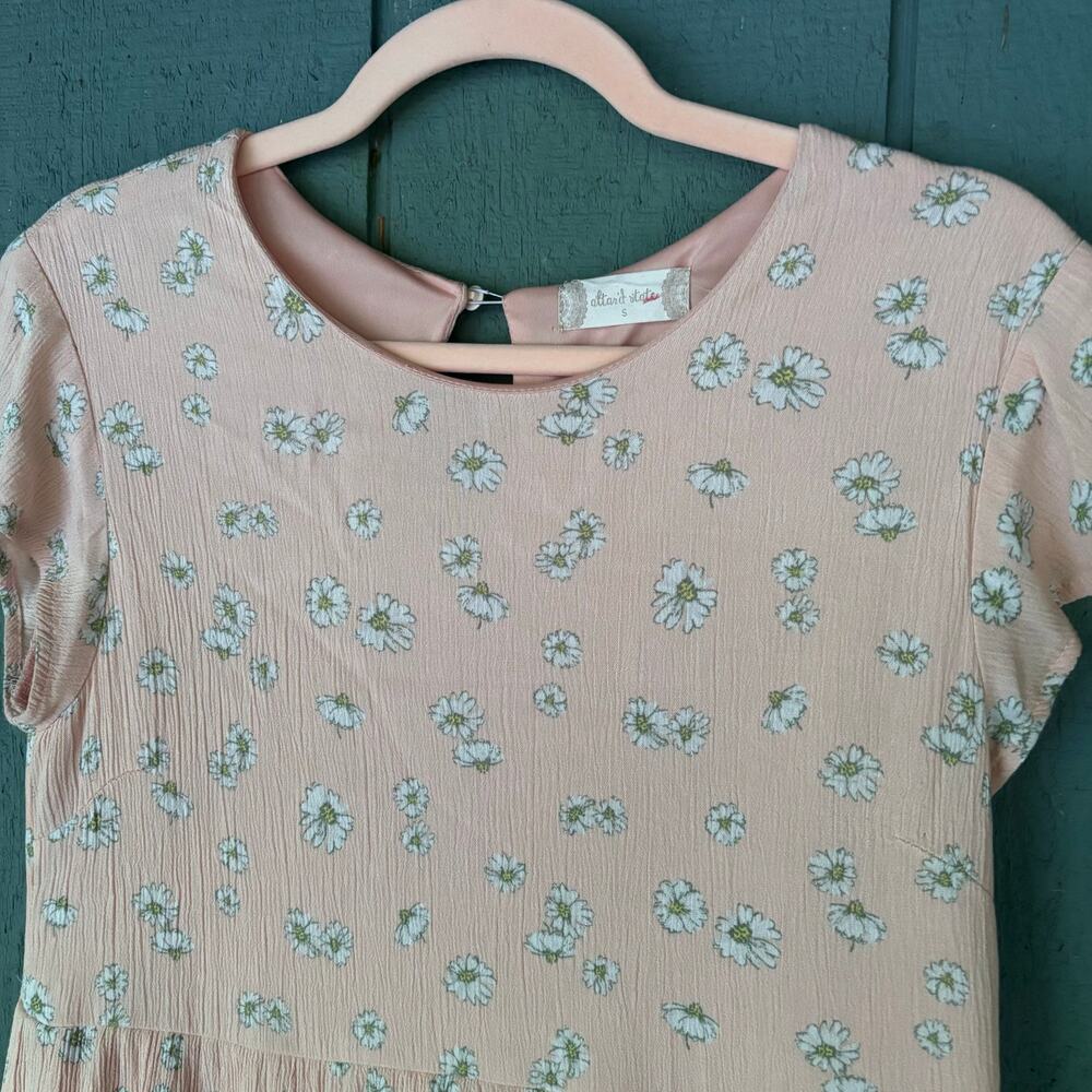 Altar'd State Soft Pink Floral Daisy Tiered Ruffle Mini Babydoll Dress 90s Sz S - Picture 2 of 5